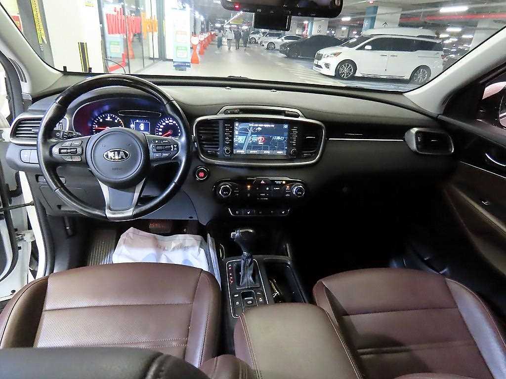 KIA Sorento - Vista 10