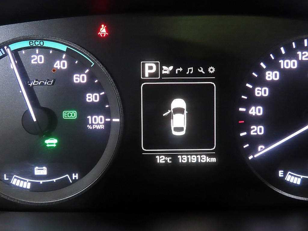 HYUNDAI Sonata - Vista 9