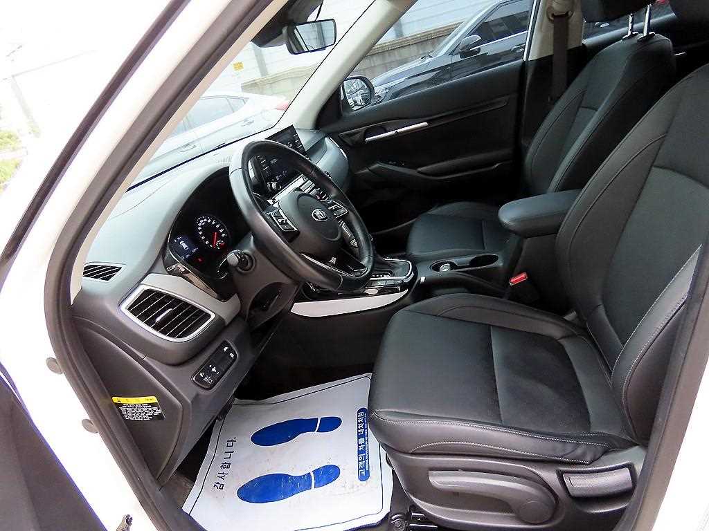 KIA Seltos - Vista 5