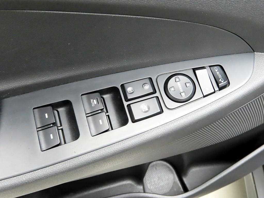 HYUNDAI Tucson - Vista 11