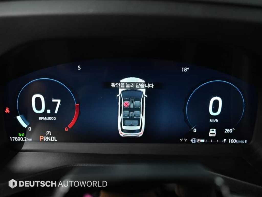 Ford Explorer - Vista 8