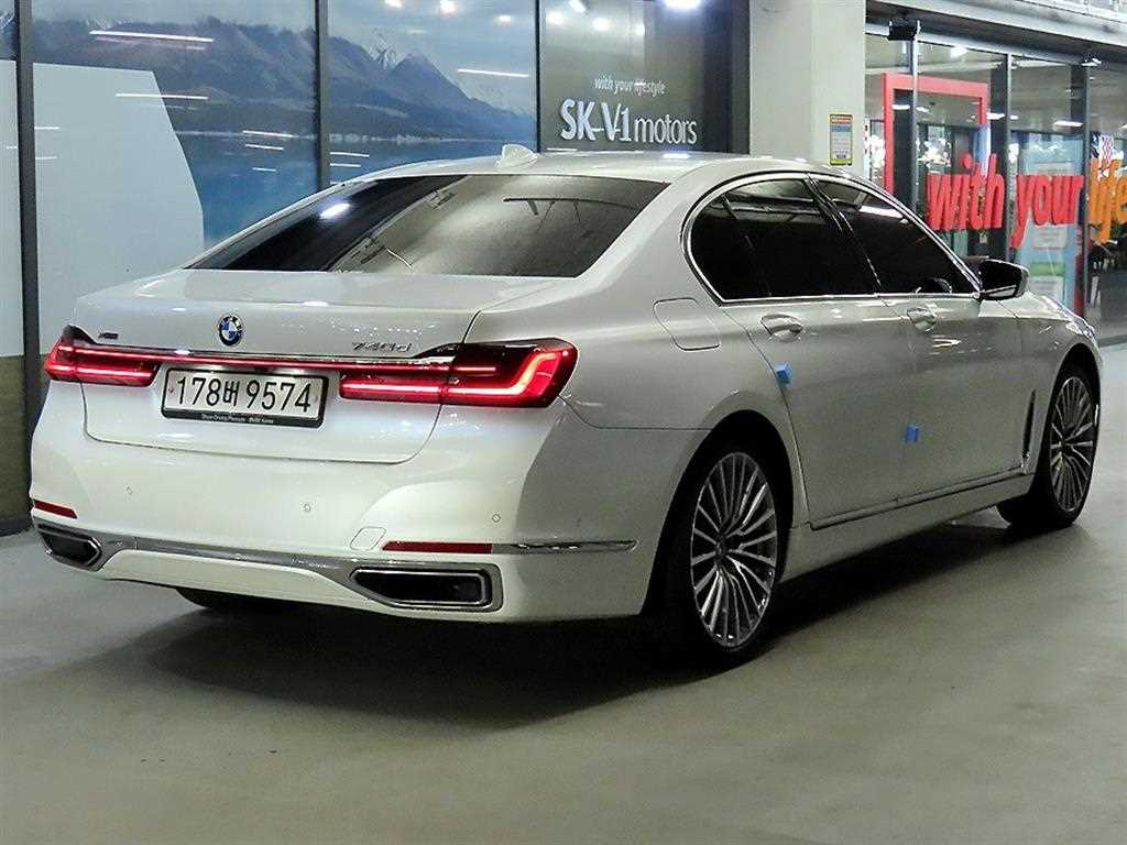 BMW 7 Series - Vista 4
