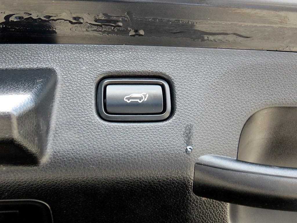 KIA Seltos 2023 Negro - Importación desde Corea - HF Imports Iquique - Foto 17