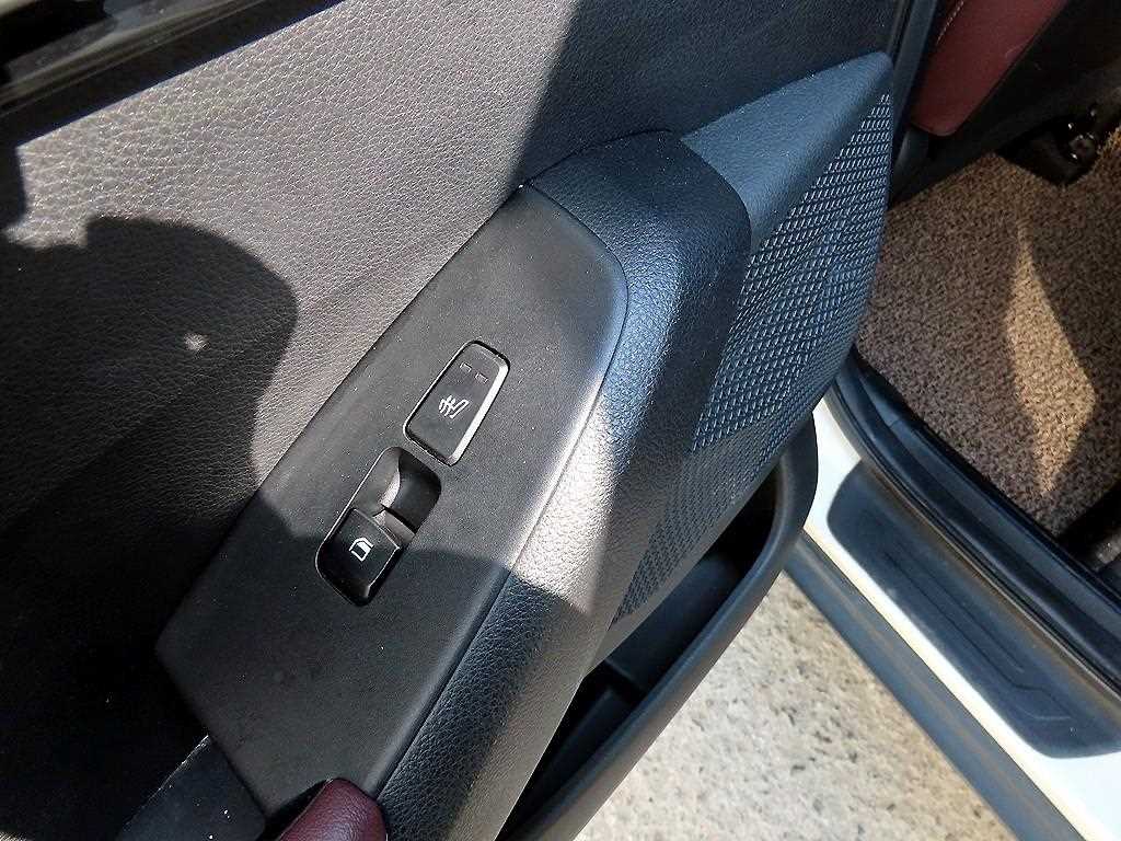 KIA Seltos 2020 Blanco - Importación desde Corea - HF Imports Iquique - Foto 16