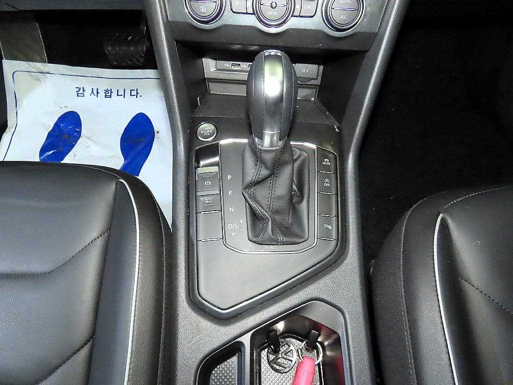 Volkswagen Tiguan - Vista 12