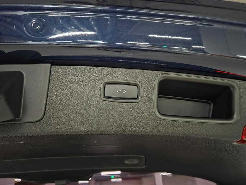 Porsche Macan - Vista 12