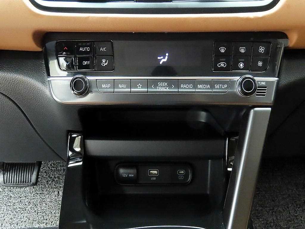 KIA Seltos 2024 Blanco - Importación desde Corea - HF Imports Iquique - Foto 15