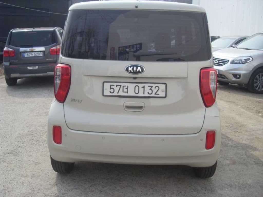 KIA Ray - Vista 4