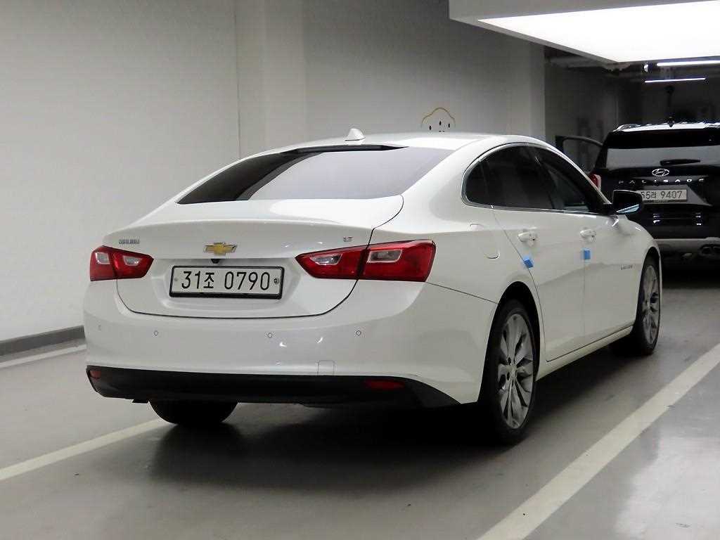 Chevrolet Malibu - Vista 4