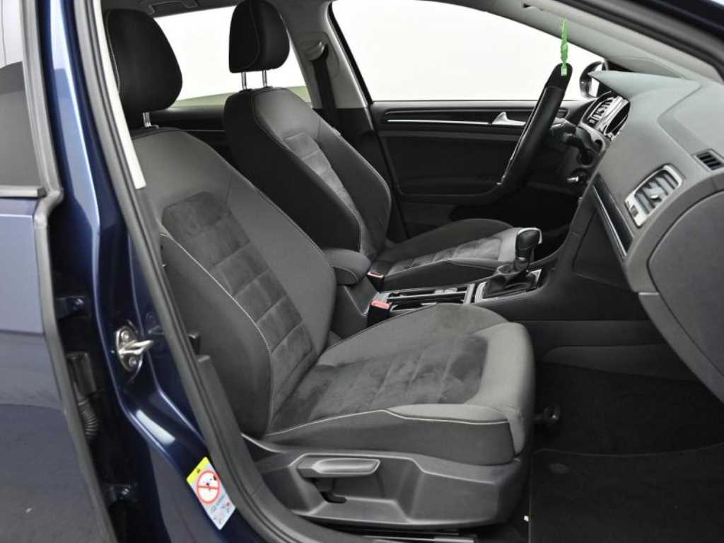 Volkswagen Golf - Vista 10