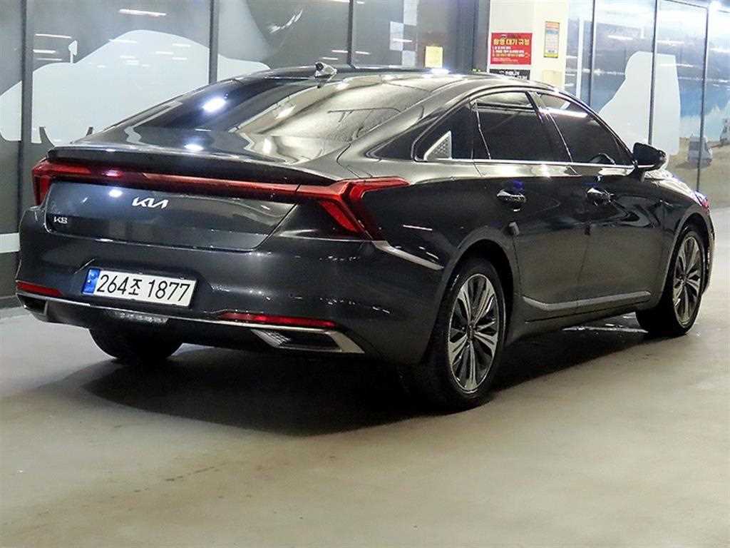 KIA K8 - Vista 4