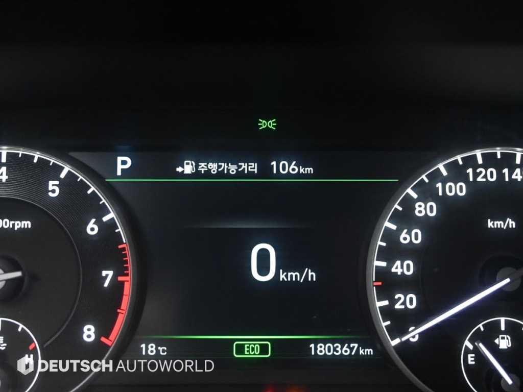 Genesis EQ900 - Vista 8