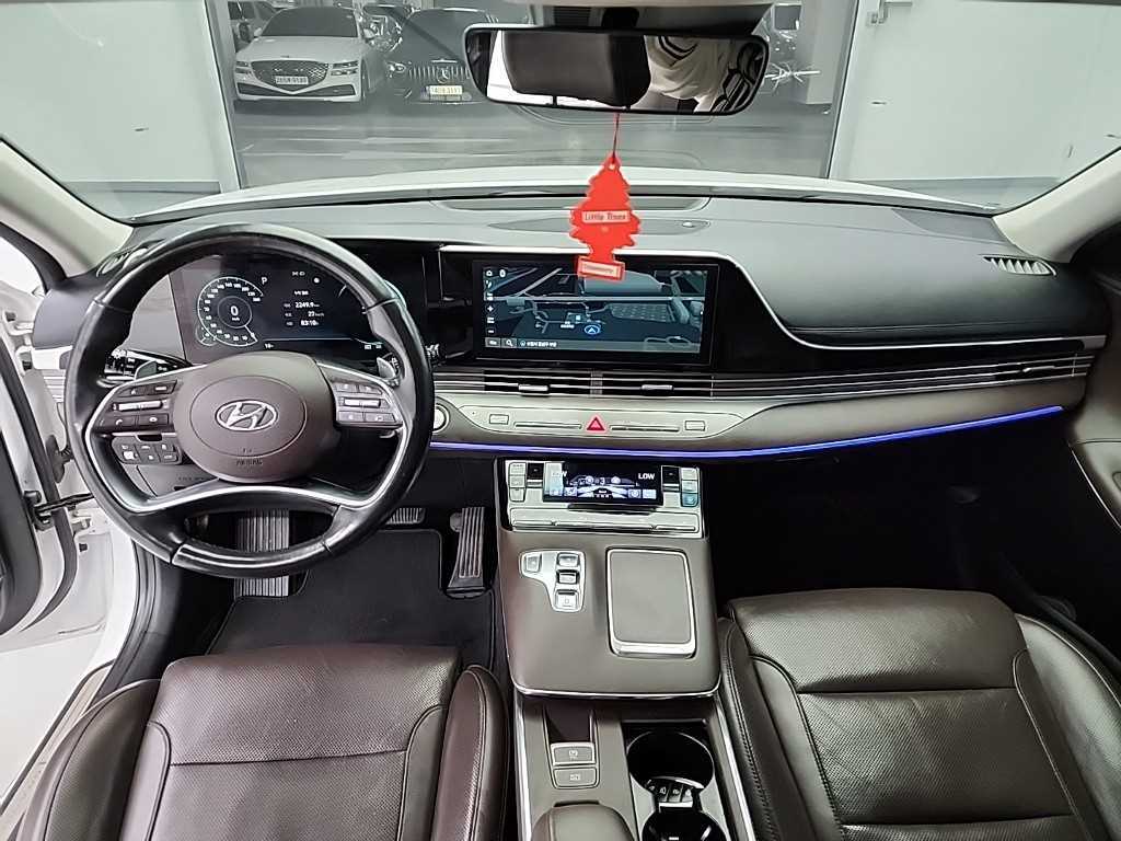HYUNDAI Grandeur - Vista 7