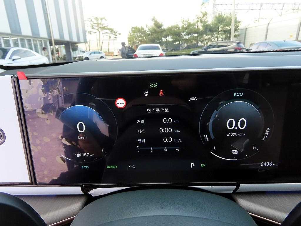 HYUNDAI Grandeur - Vista 9