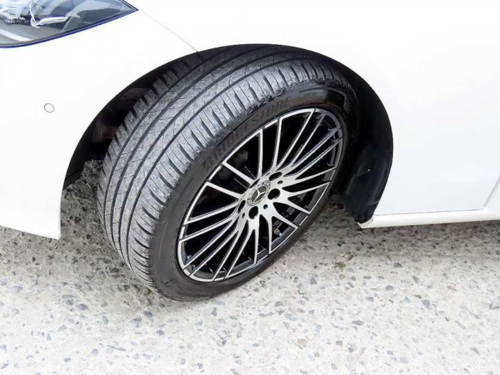 Mercedes Benz C Class 2024 Blanco - Importación desde Corea - HF Imports Iquique - Foto 20