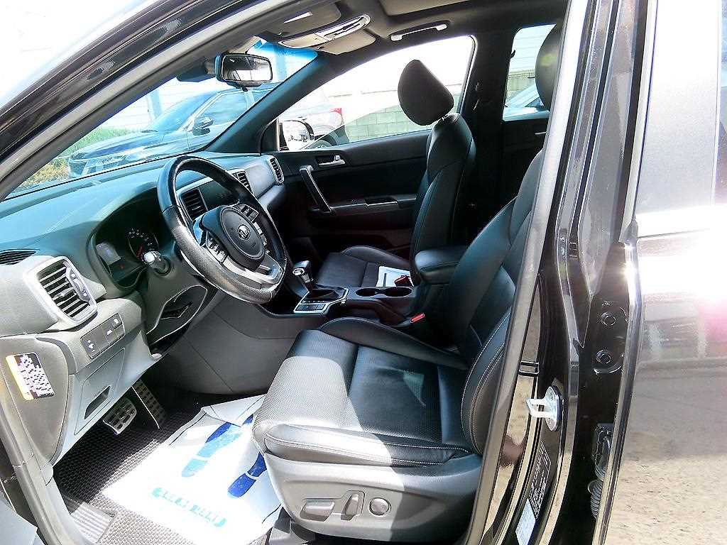 KIA Sportage - Vista 5