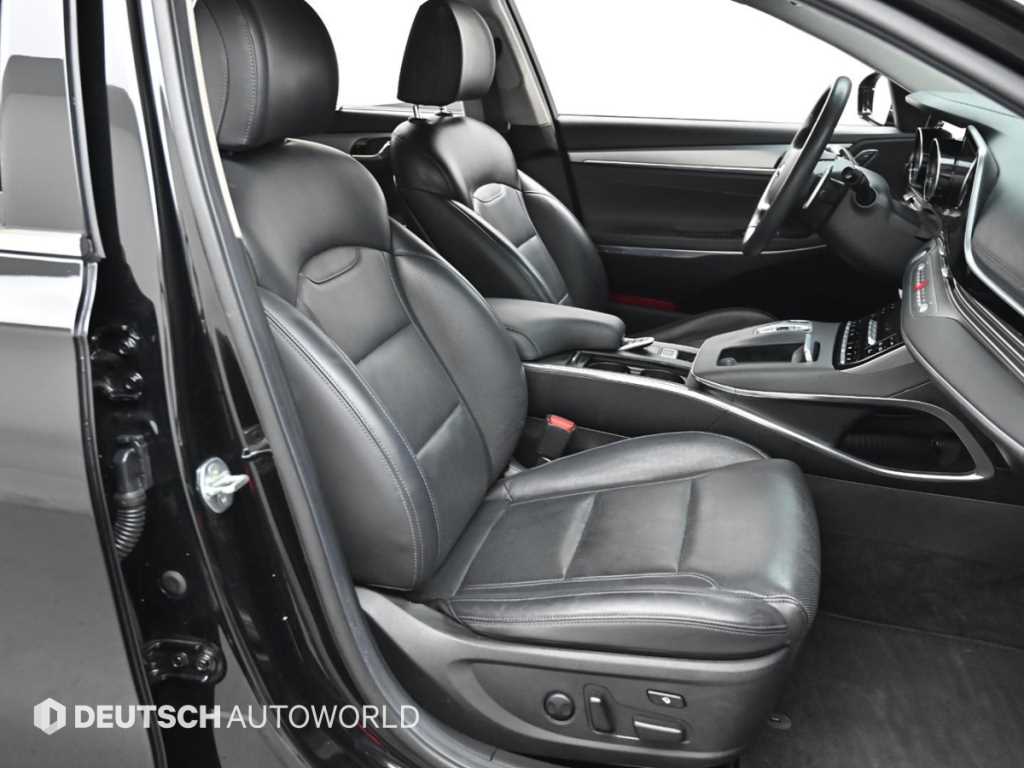 HYUNDAI Grandeur - Vista 10