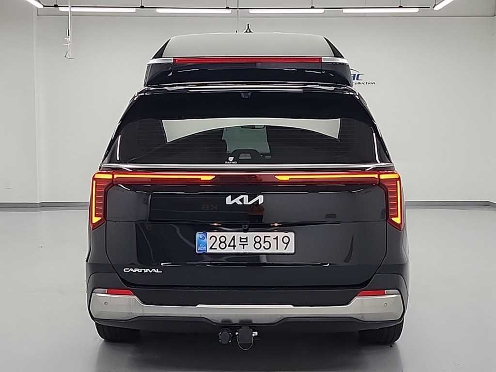 KIA Carnival - Vista 3
