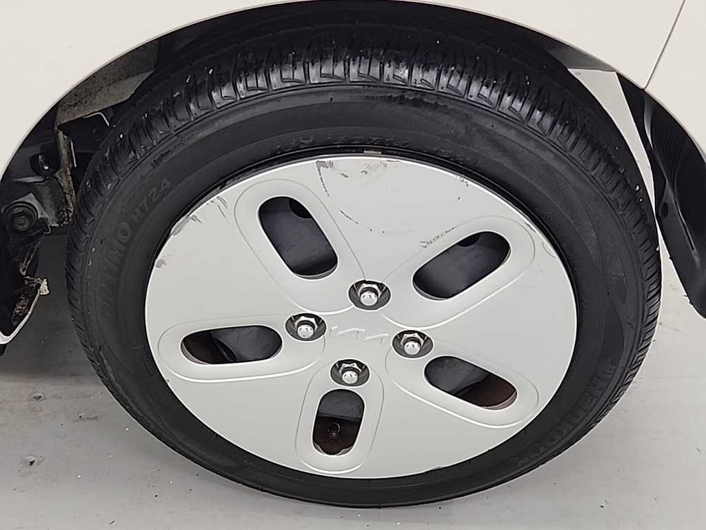 KIA Ray 2022 Blanco - Importación desde Corea - HF Imports Iquique - Foto 17