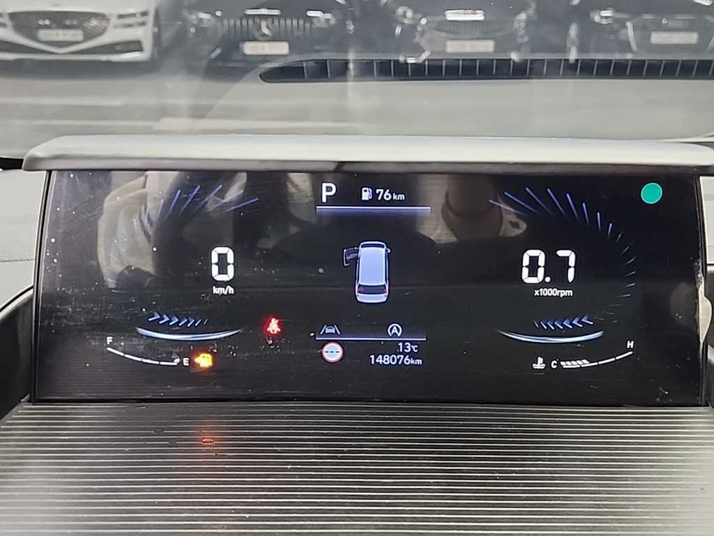 HYUNDAI Staria - Vista 6