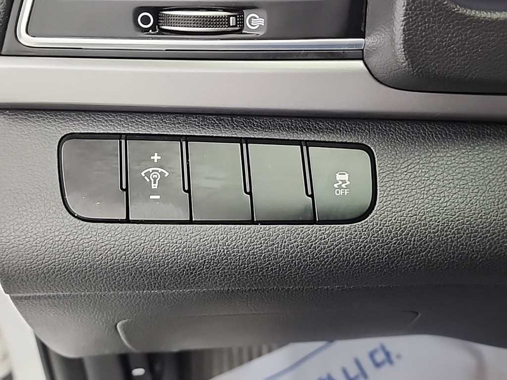 HYUNDAI Avante 2016 Blanco - Importación desde Corea - HF Imports Iquique - Foto 17