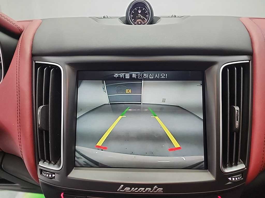 Maserati Levante 2018 Blanco - Importación desde Corea - HF Imports Iquique - Foto 16