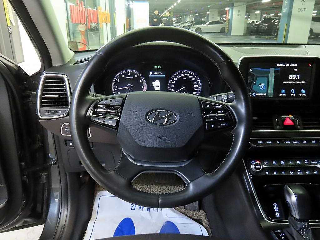 HYUNDAI Grandeur - Vista 8