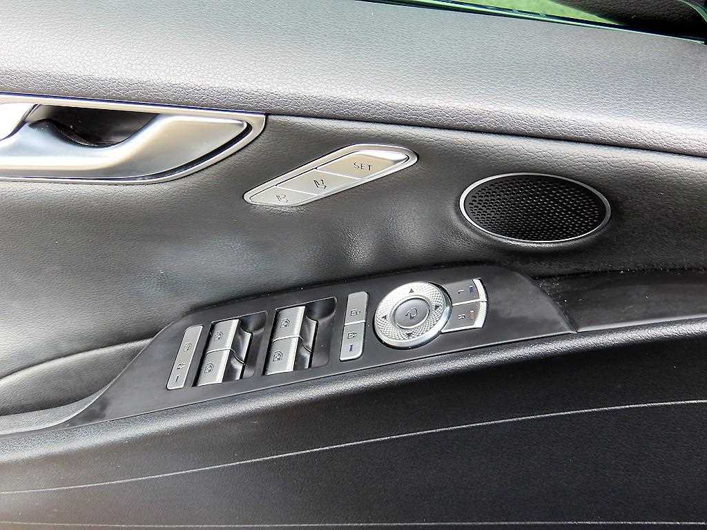 Genesis G80 - Vista 11