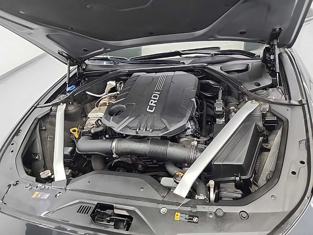 Genesis G70 - Vista 5