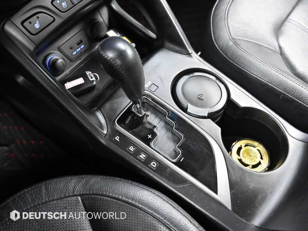 HYUNDAI Tucson - Vista 9