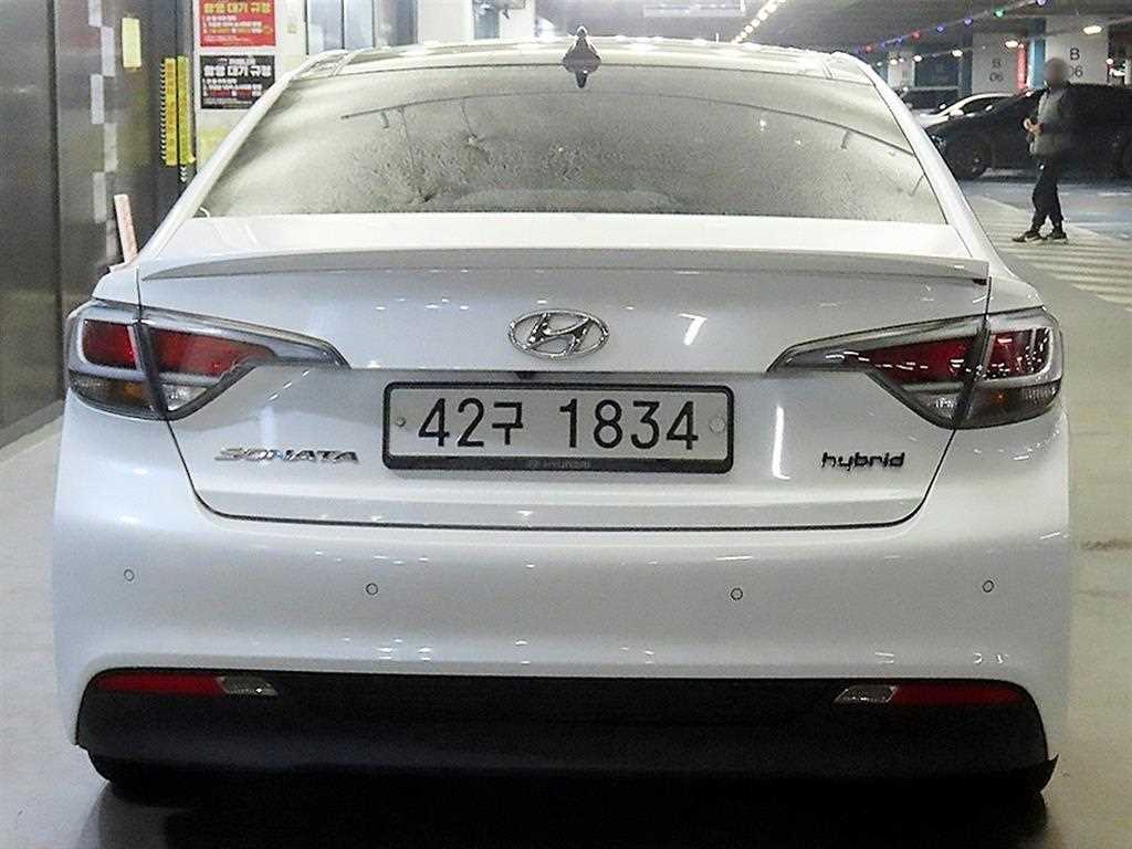 HYUNDAI Sonata - Vista 5