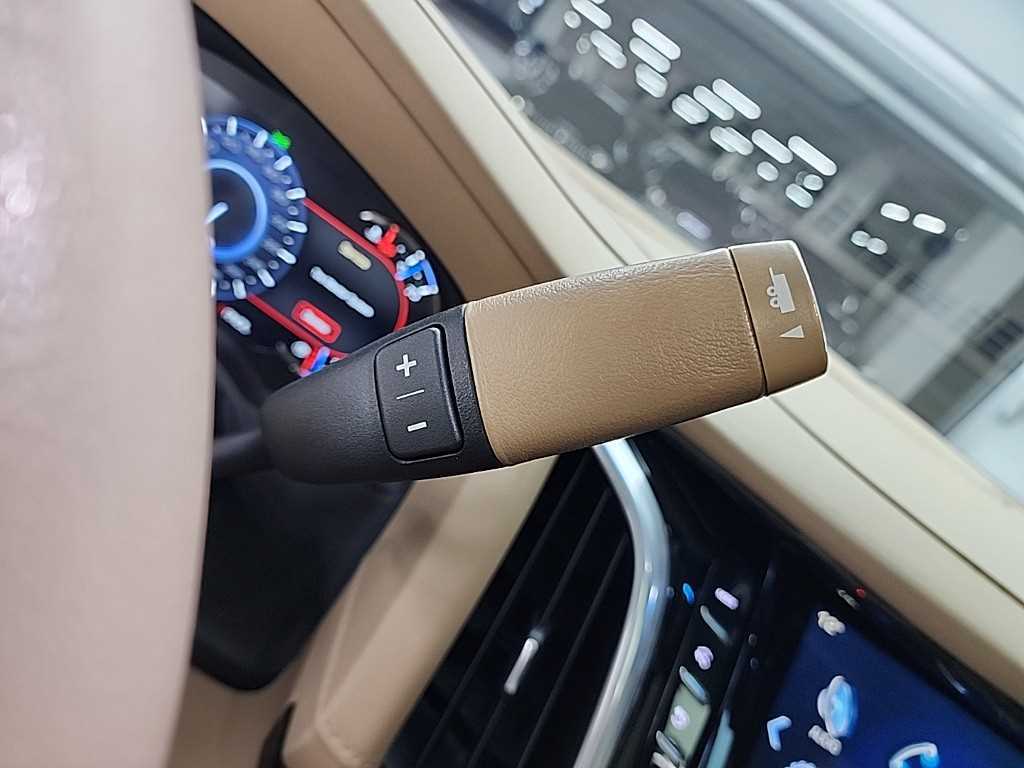 Cadillac Escalade - Vista 8