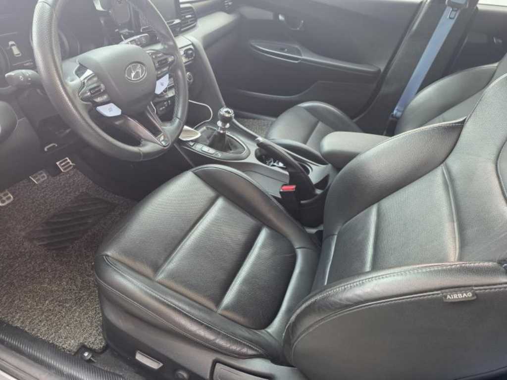 HYUNDAI Veloster - Vista 8