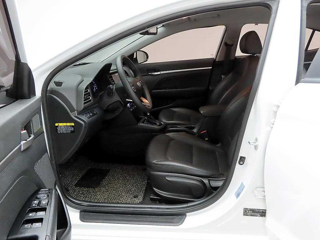 HYUNDAI Avante 2019 - Importación desde Corea - HF Imports Iquique - Foto 13