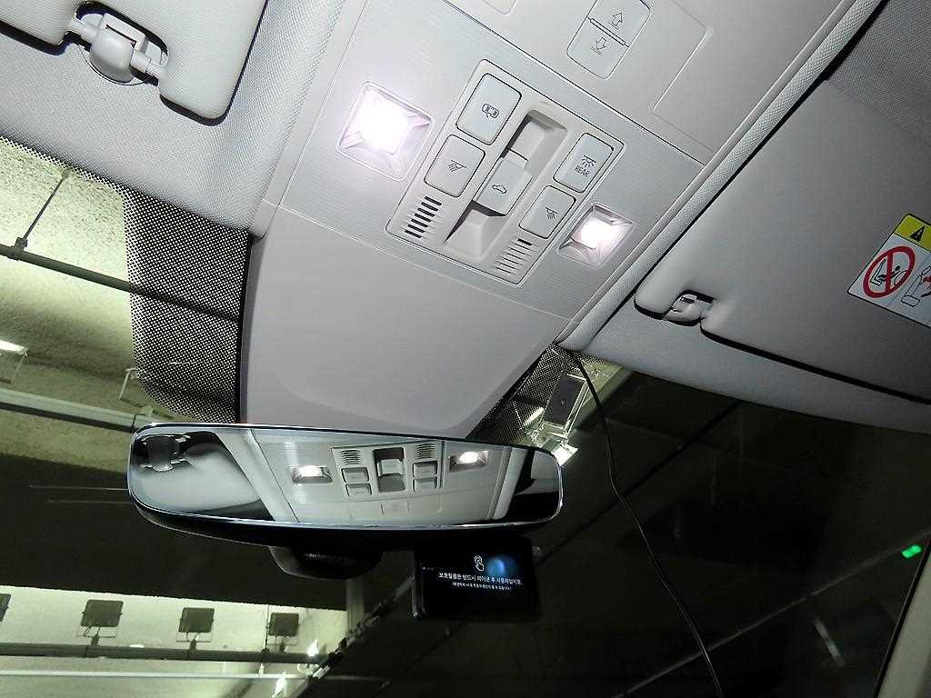 Volkswagen Tiguan 2023 Blanco - Importación desde Corea - HF Imports Iquique - Foto 13