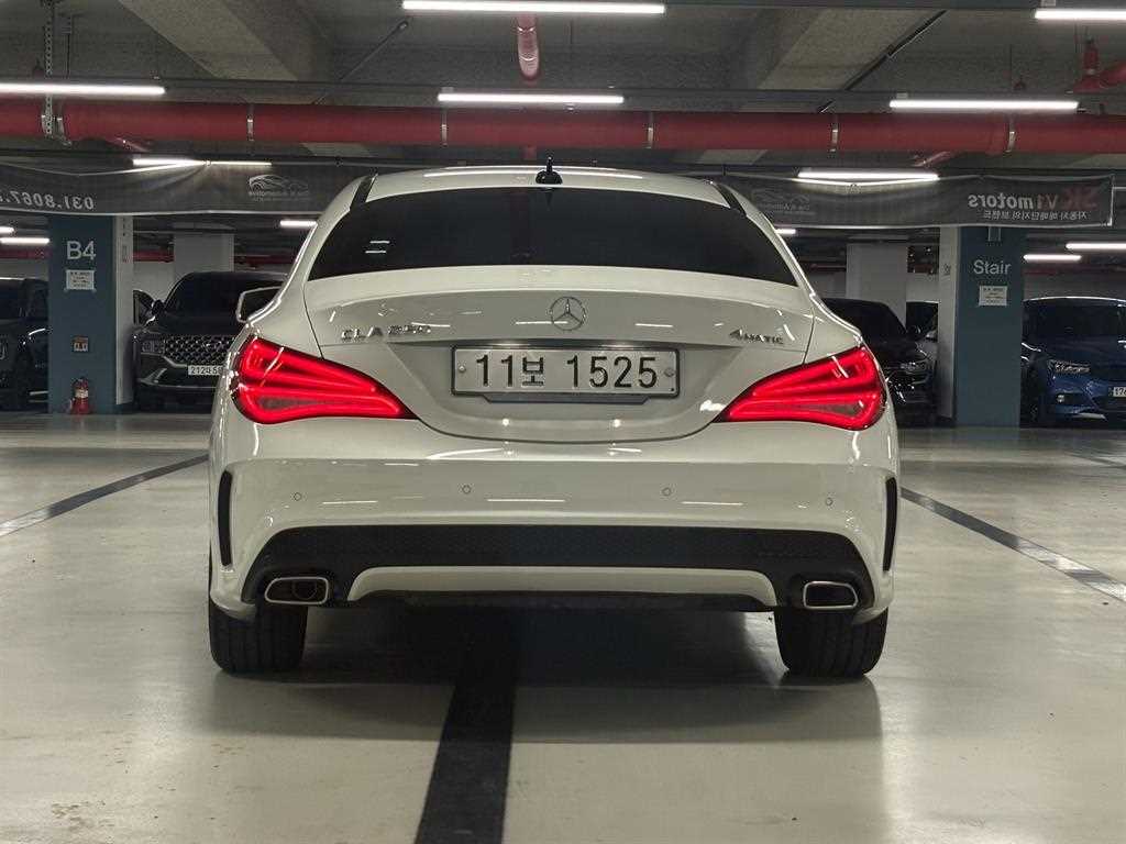 Mercedes Benz CLA Class - Vista 4