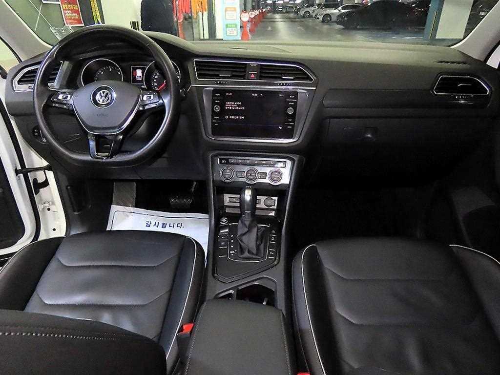 Volkswagen Tiguan - Vista 10