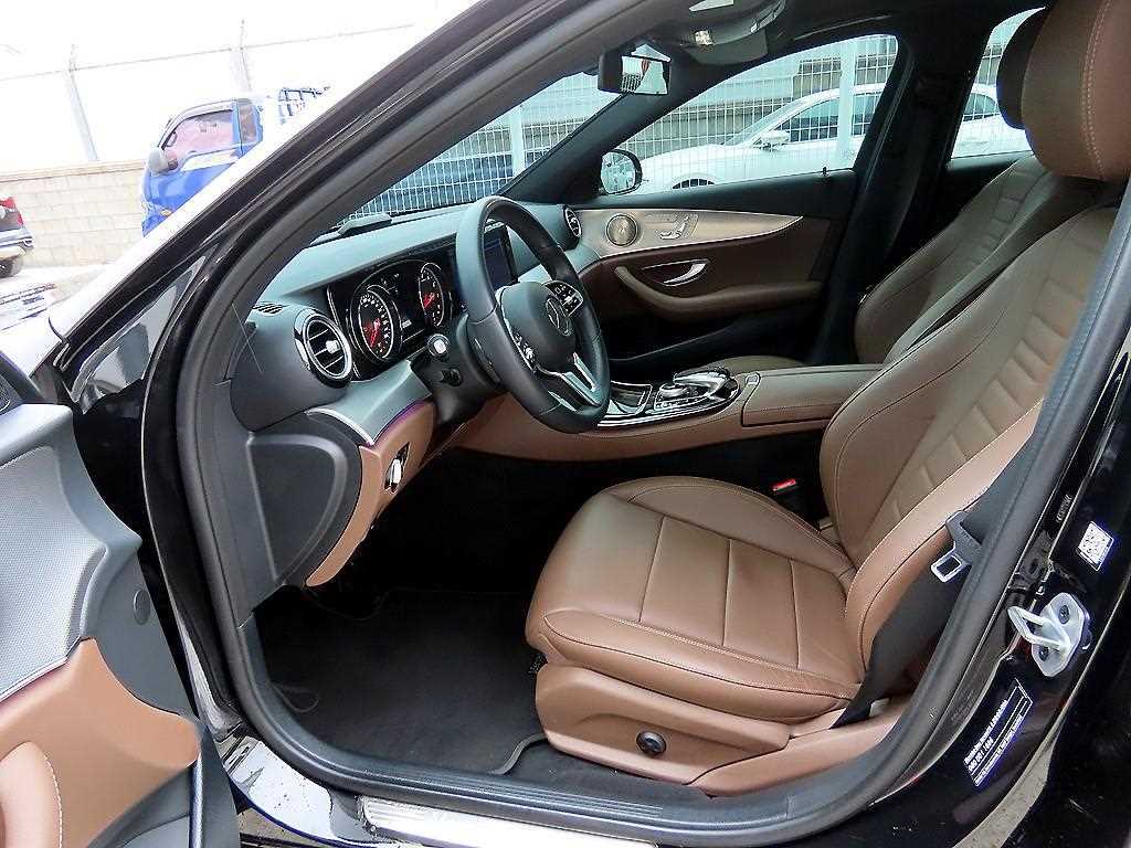 Mercedes Benz E class - Vista 5