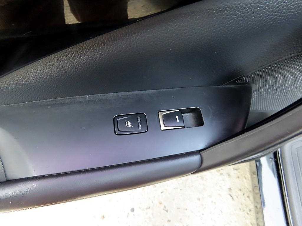 HYUNDAI Grandeur 2015 Negro - Importación desde Corea - HF Imports Iquique - Foto 17