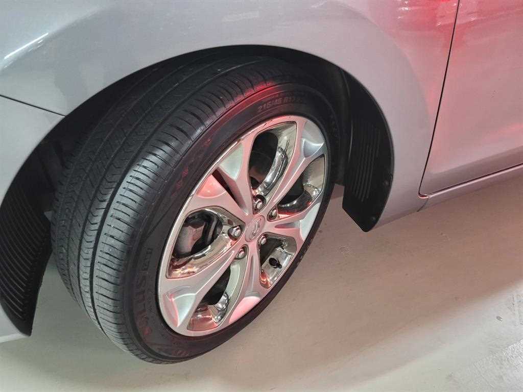 HYUNDAI i30 2012 Gris - Importación desde Corea - HF Imports Iquique - Foto 19