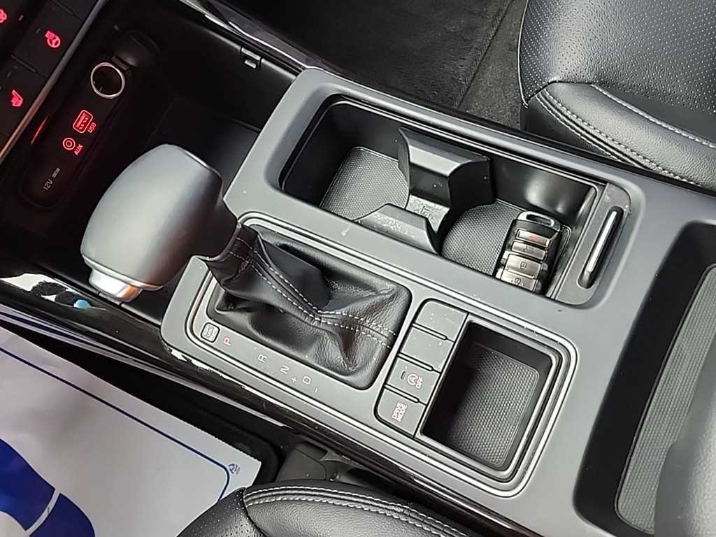 KIA Sorento - Vista 8