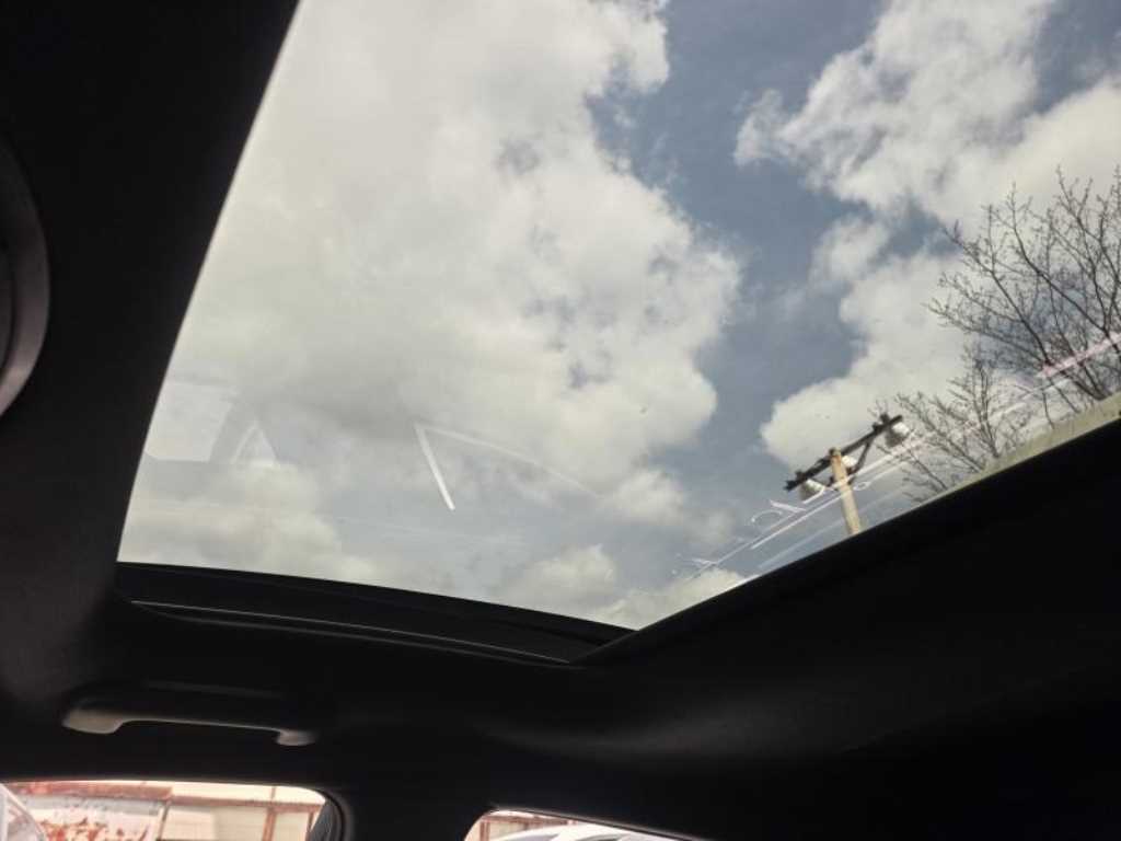 HYUNDAI Veloster 2019 Gris - Importación desde Corea - HF Imports Iquique - Foto 17