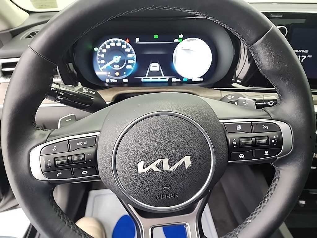 KIA K5 - Vista 9