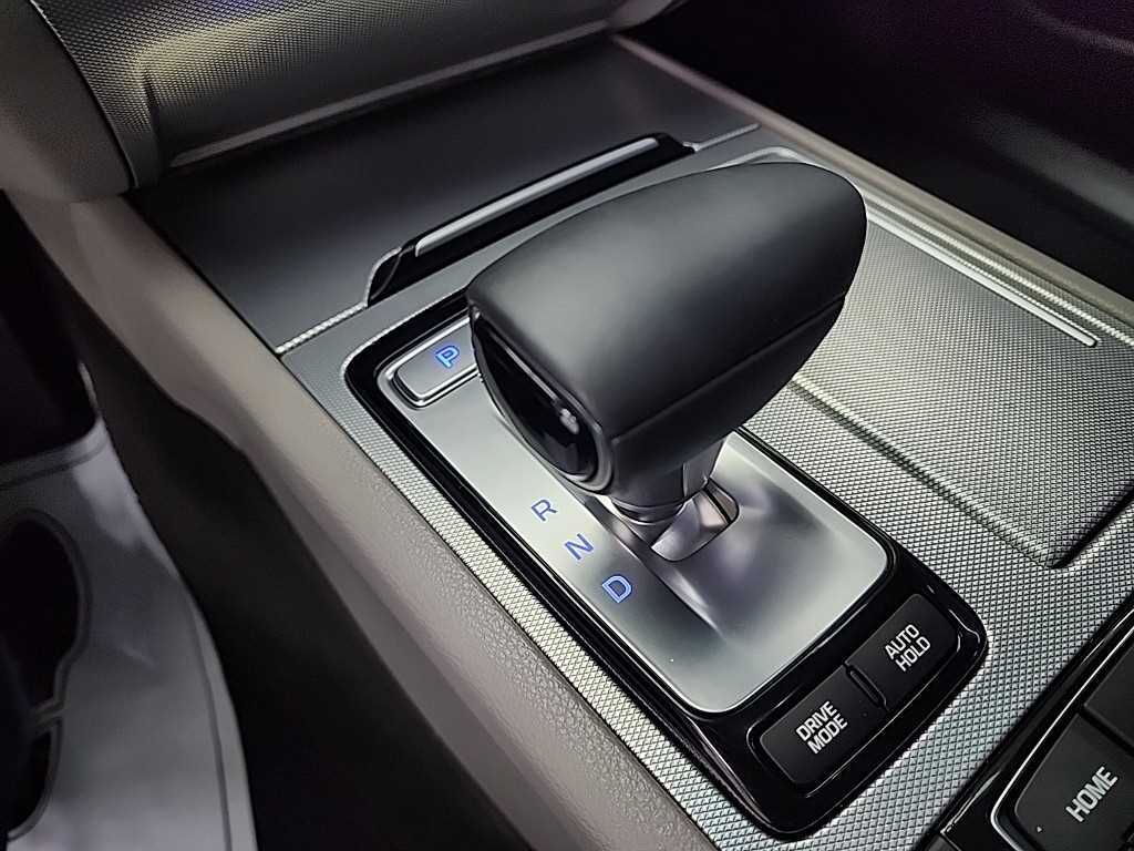 Genesis G80 - Vista 8