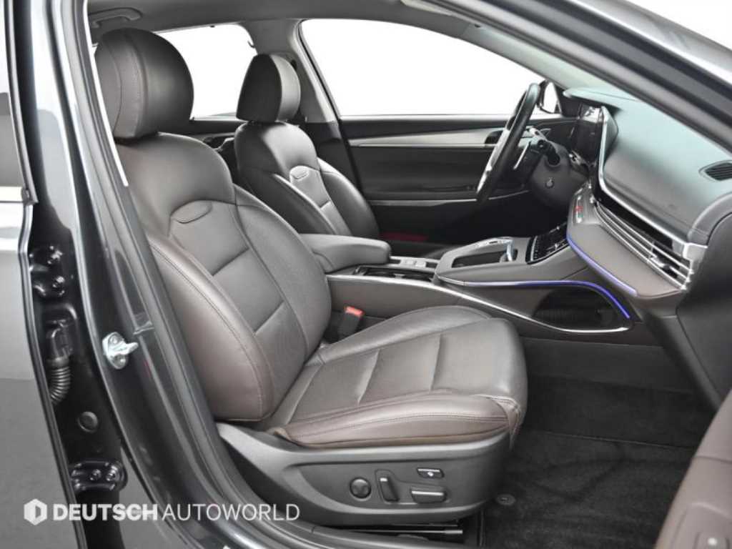 HYUNDAI Grandeur - Vista 10