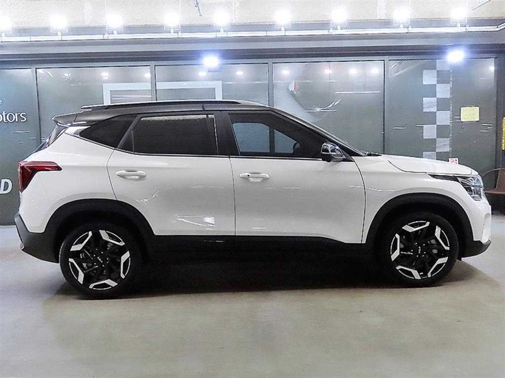 KIA Seltos - Vista 3