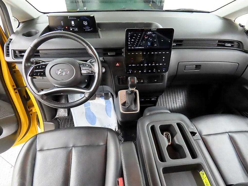 HYUNDAI Staria - Vista 7