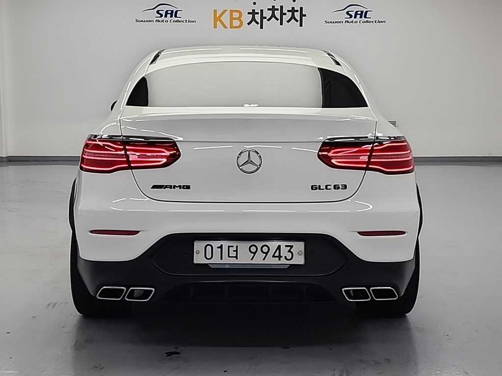 Mercedes Benz GLC Class - Vista 3