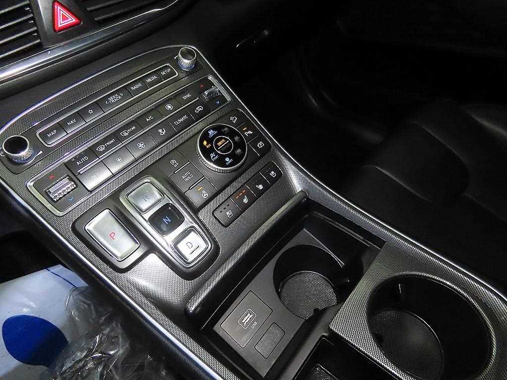 HYUNDAI Santa Fe - Vista 12