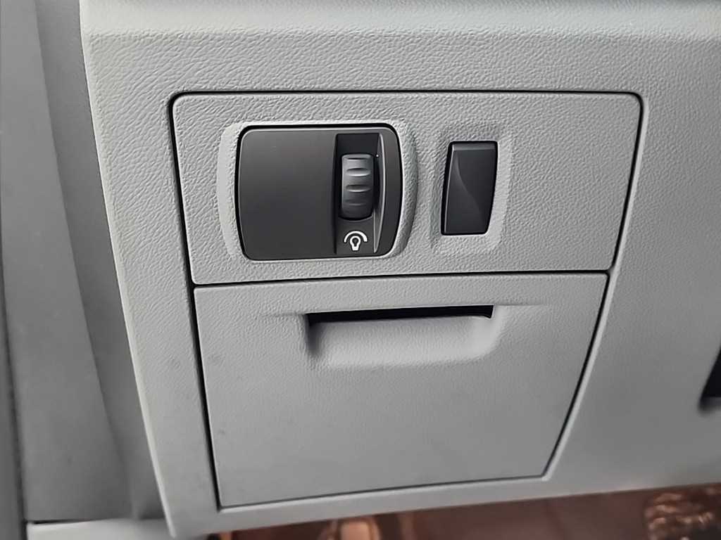 SAMSUNG SM5 2010 Blanco - Importación desde Corea - HF Imports Iquique - Foto 17